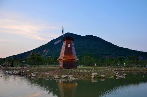 <CMSPRO_DOCUMENT FIELD='title'> 标题 </CMSPRO_DOCUMENT>