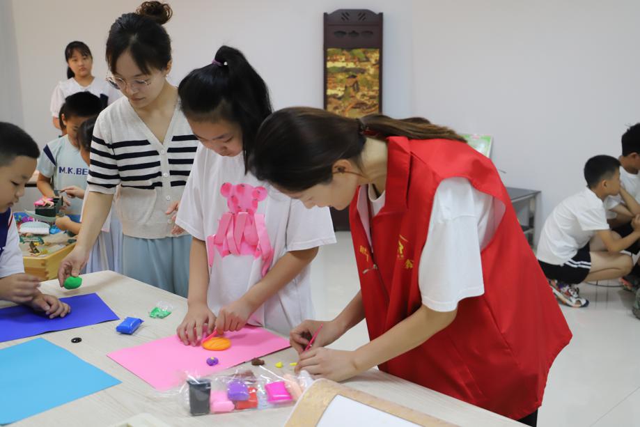 <CMSPRO_DOCUMENT FIELD='title'> 标题 </CMSPRO_DOCUMENT>